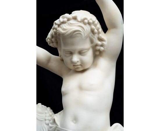 Scultura antica in marmo bianco statuario raffigurante la festa degli amorini firmata" Clodion 1738-1814" Francia inizio XIX secolo.