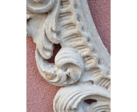 Pair of large carved wooden ovals – 1980s dead stock