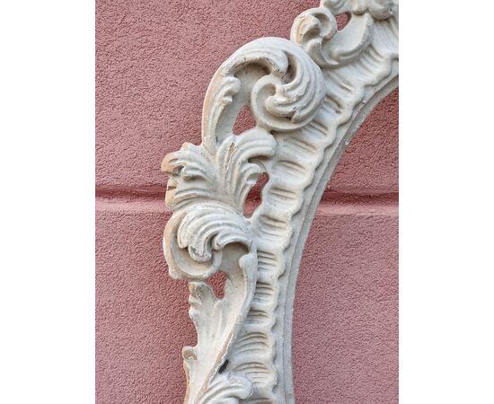 Pair of large carved wooden ovals – 1980s dead stock