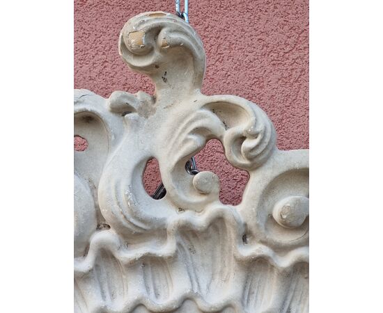 Pair of large carved wooden ovals – 1980s dead stock