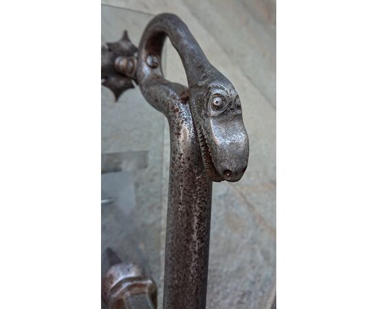 Large and refined Piedmont zoomorphic knocker     