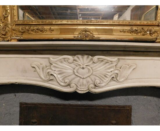 chm512 Italian fireplace in white marble, carved, eighteenth century, mis. 181 cm xh 121     