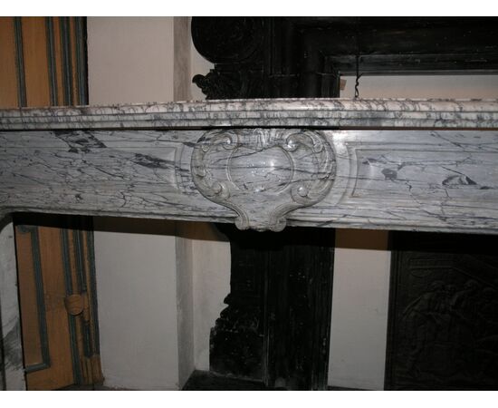 chm338 camino in marmo grigio fiorito, ep. '800, cm l 170 x h 100
