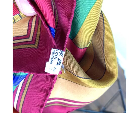 HERMES Foulard Vintage in Seta Col. Bordeaux Carre 90