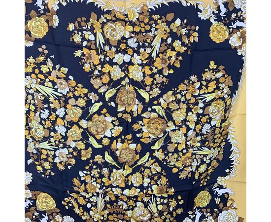 HERMES Foulard Vintage in Seta Col. Giallo Carre 90