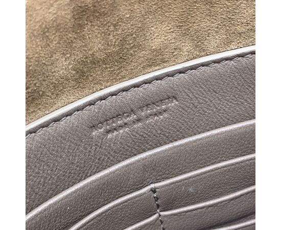 BOTTEGA VENETA Borsa a Tracolla in Pelle Col. Marrone Pouch S