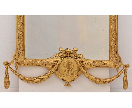 SPECCHIO ANTICO CON STEMMA, SPECCHIERA LUIGI FILIPPO, CORNICE DORATA IN LEGNO INTAGLIATO, XIX  (SPC193)