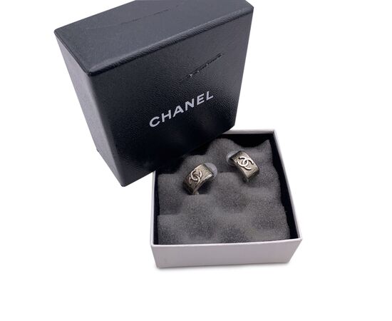 CHANEL Orecchini in Metallo Col. Argento