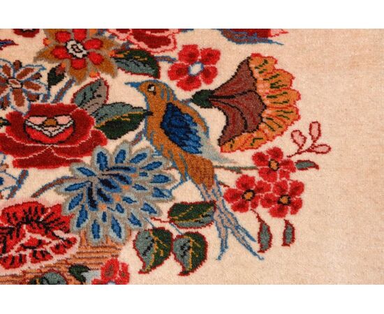 Small Tabriz rug with flowers - n. 659 -