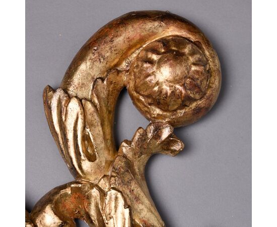 Antico fregio in legno dorato - O/7347 -