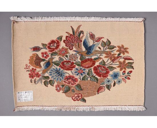 Small Tabriz rug with flowers - n. 659 -