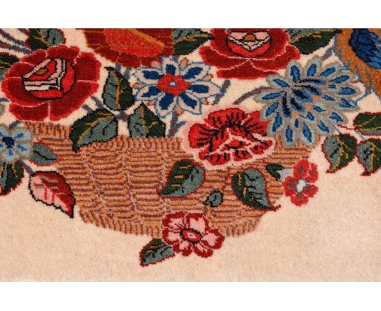 Small Tabriz rug with flowers - n. 659 -