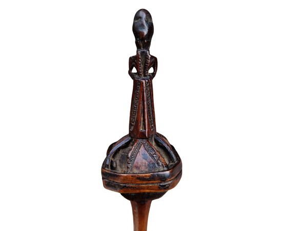 Rara conocchia antropomorfa calabrese