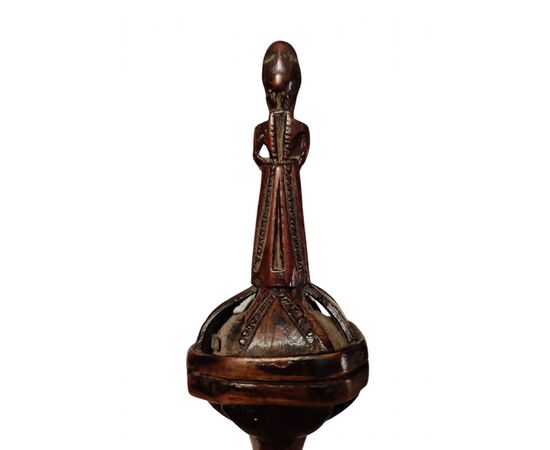 Rara conocchia antropomorfa calabrese