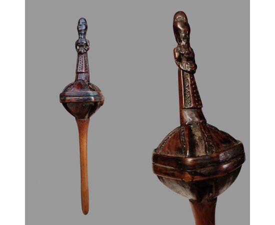 Rara conocchia antropomorfa calabrese