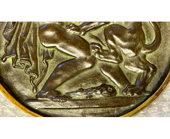 Bronze Medallion – Hercules and the Nemean Lion (Bas-Relief) Late 19th – early 20th Century