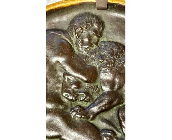 Bronze Medallion – Hercules and the Nemean Lion (Bas-Relief) Late 19th – early 20th Century