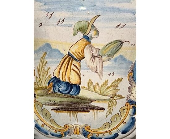 Majolica vase with rocaille medallion featuring an oriental figure. Angelo del Vecchio. Naples.