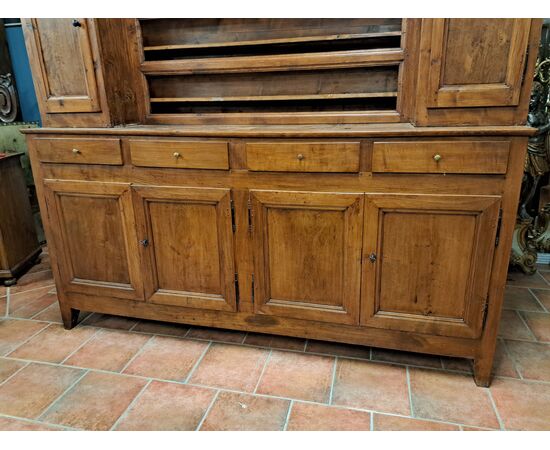 Credenza  4 ante  con alzata della fine del '700