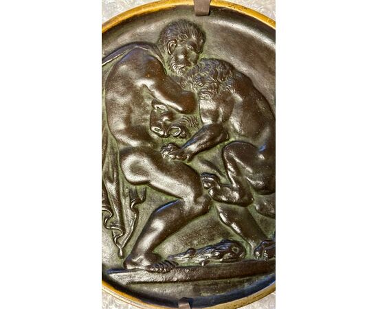Bronze Medallion – Hercules and the Nemean Lion (Bas-Relief) Late 19th – early 20th Century