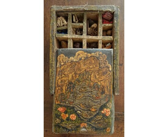 Beautiful tipful wooden medicine box     