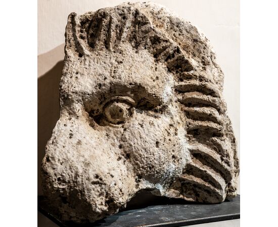 Stone lion head - Early Renaissance - Missing parts