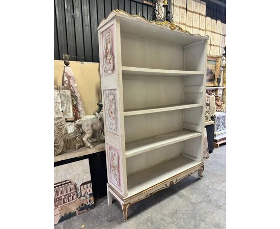 
Libreria siciliana a giorno laccata e dipinta, fine XIX secolo
