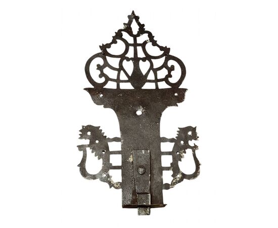 Catenaccio in ferro forgiato e traforato