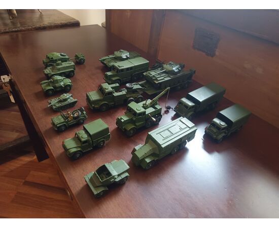 Collezione modellini Dinky Toys