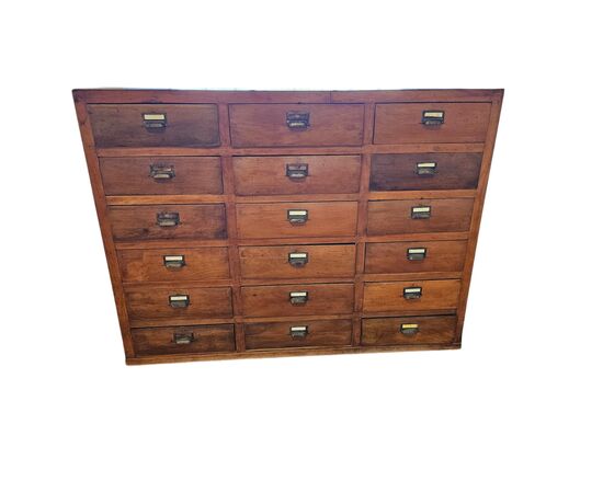Shop chest of drawers