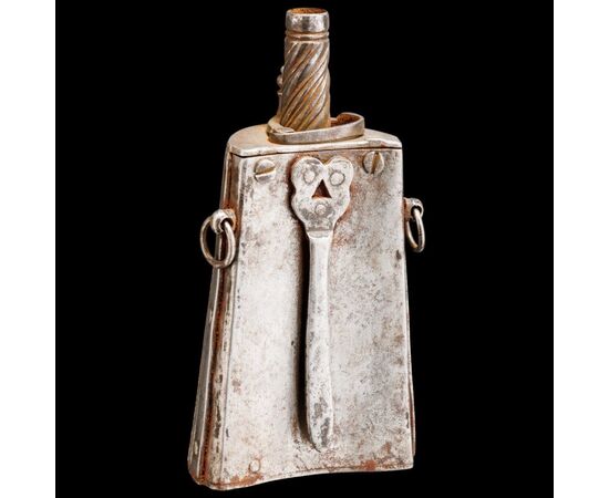 Porta polvere in ferro forgiato Brescia inizi XVII secolo