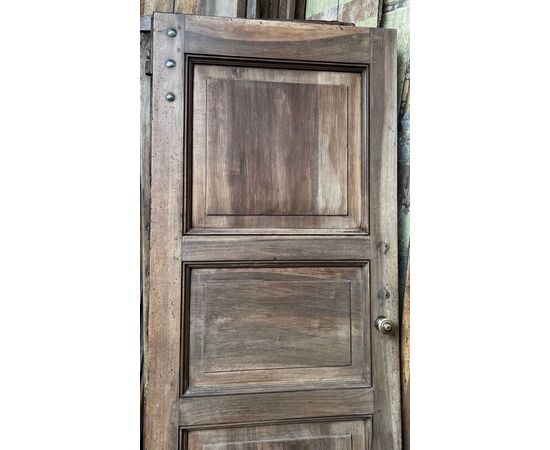 PTS903 - N. 4 porte in noce, epoca '800, misure cm L 72/78/79 x H 202