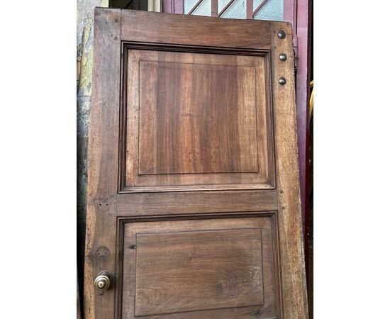 PTS903 - N. 4 porte in noce, epoca '800, misure cm L 72/78/79 x H 202