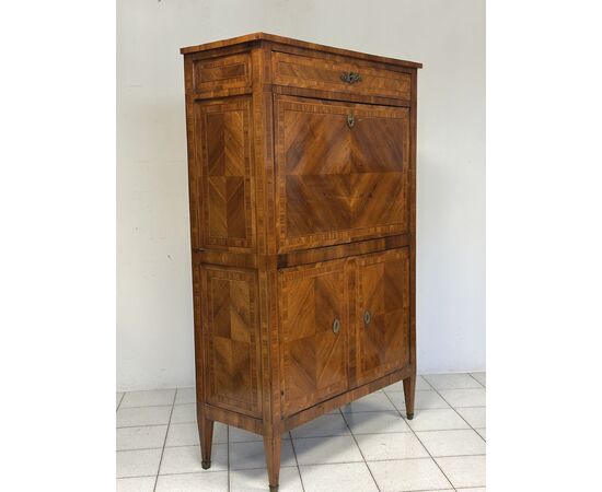 Louis XVI Secretaire. Milan 18th century