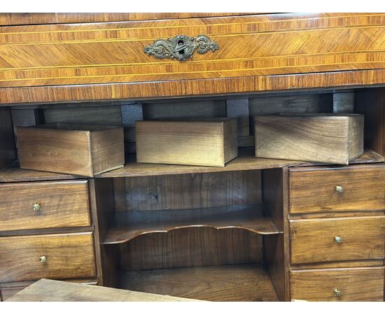 Louis XVI Secretaire. Milan 18th century