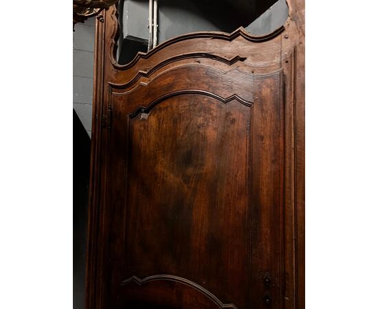 PTS904 - N. 2 antique walnut doors, with frame, 18th century, opening cm W 88 x H 209