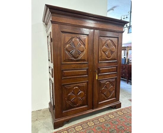 Cloverleaf wardrobe. Genoa, 17th century. Restored