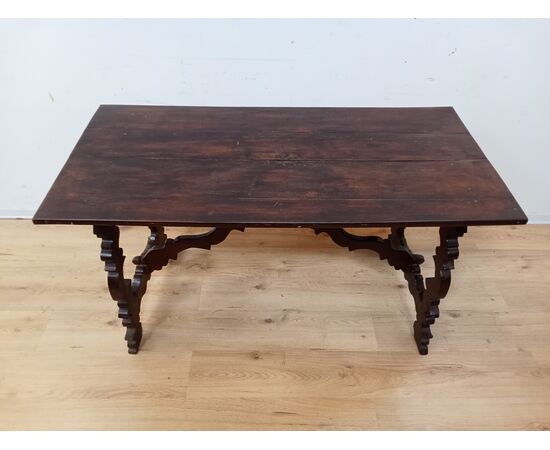 Walnut refectory table - antique desk - 18th century / 1700s