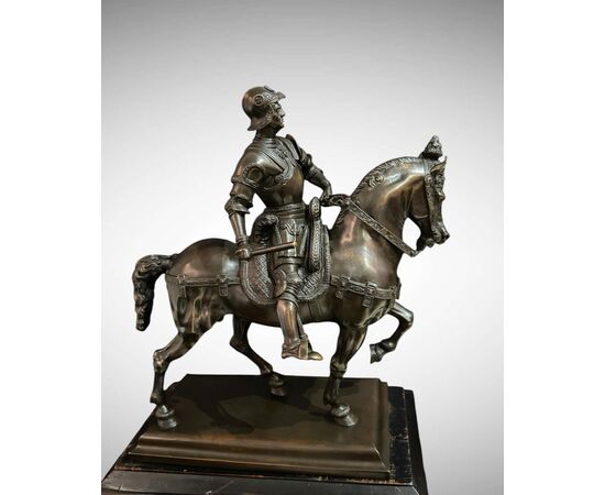 Bronze equestrian monument to Bartolomeo Colleoni, by Andrea del Verrocchio.