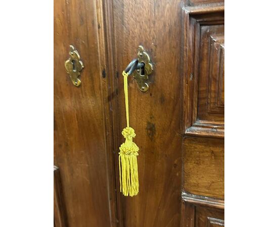 Cloverleaf wardrobe. Genoa, 17th century. Restored