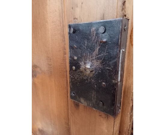 Rustic fir wardrobe - mid-19th century - cabinet dresser - poor art - wardrobe