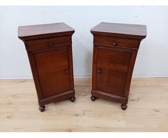 Pair of Louis Philippe nightstands - walnut - 1800s - Carlo X cappuccino cabinet
