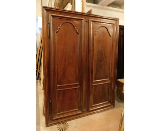 stip200- wardrobe in walnut, h cm 200 x larg. 156 cm,     