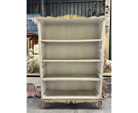 
Libreria siciliana a giorno laccata e dipinta, fine XIX secolo