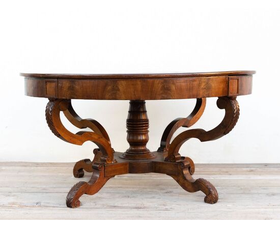 Mid-19th Century Walnut Basket Round Table