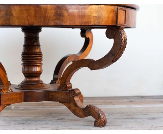 Mid-19th Century Walnut Basket Round Table