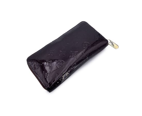 LOUIS VUITTON Portafoglio in Pelle Lucida Col. Viola Zippy M