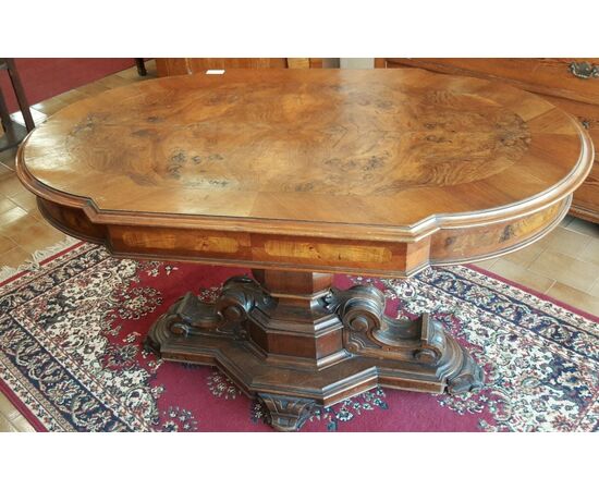 Italian coffee table Louis Philippe walnut root with drawer