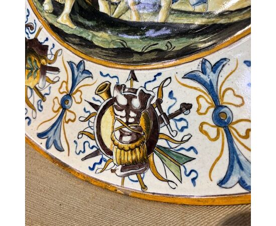 Antique story-painted majolica plate, Naples mid-1800s, Gaetano Battaglia, diameter 47 cm