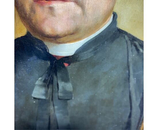 Antico dipinto olio su tela epoca XIX raffigurante prelato / personaggio un cornice dorata laccata dorata. Mis 60 x 45